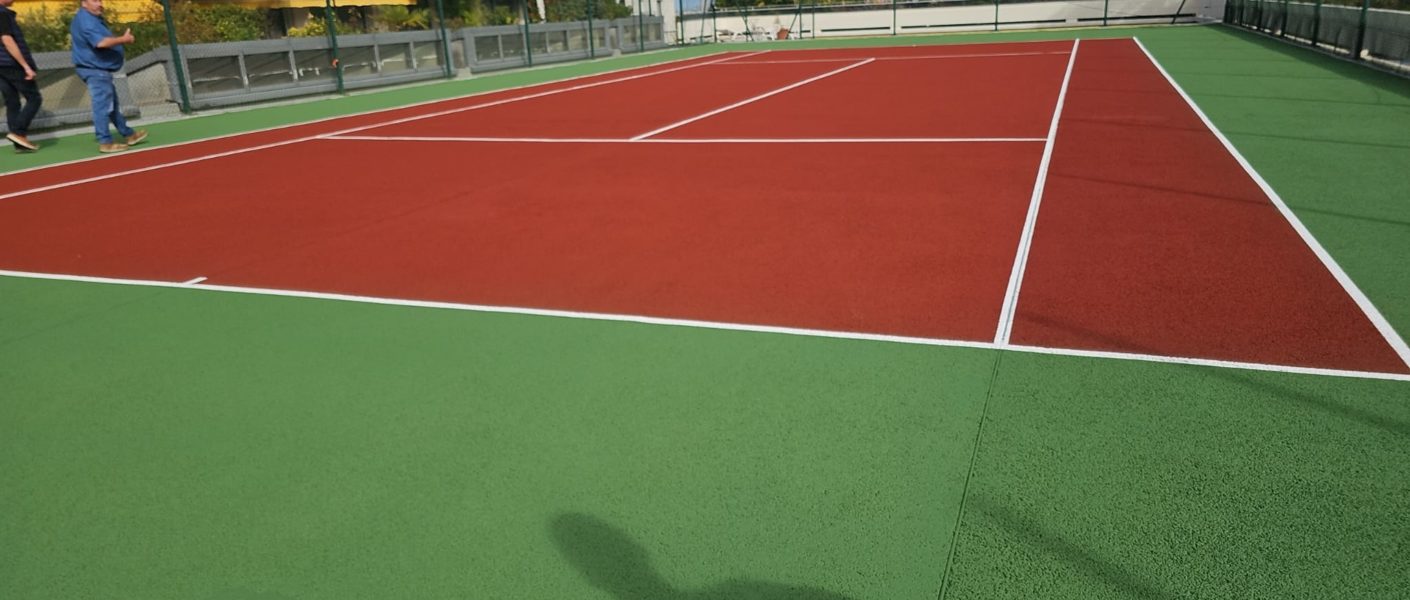 Construction d'un terrain de tennis à toulon