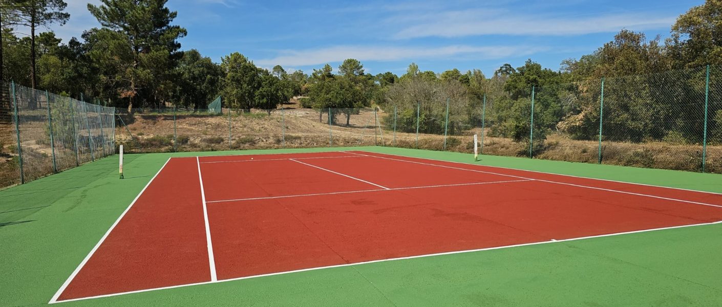 Construction d'un terrain de tennis à toulon