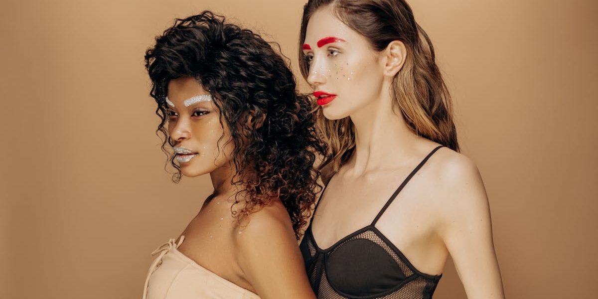 découvrez les dernières tendances en lingerie pour sublimer votre lingerie au quotidien. explorez les styles, couleurs et matières qui feront sensation cette saison et apprenez à choisir les pièces adaptées à votre silhouette.