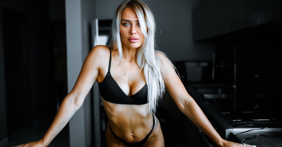 découvrez les dernières tendances de la lingerie : styles, matières et inspirations pour sublimer votre quotidien et exprimer votre féminité avec élégance.