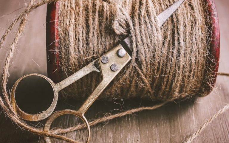 découvrez notre guide complet sur les chaînes de caractères en programmation ! apprenez les fondamentaux, les manipulations, et des astuces pratiques pour optimiser votre travail avec les strings. idéal pour les développeurs débutants et expérimentés.