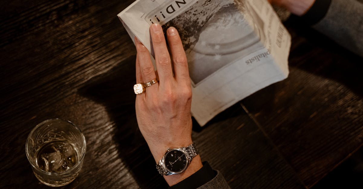 découvrez notre sélection d'accessoires de lecture essentiels pour améliorer votre expérience de lecture. des liseuses ergonomiques aux lampes de lecture, trouvez tout ce qu'il vous faut pour plonger dans vos livres préférés avec confort et style.