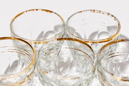 découvrez l'élégance des accessoires de mode russes, alliant tradition et modernité. explorez notre vaste gamme d'articles uniques qui ajoutent une touche sophistiquée à n'importe quelle tenue.