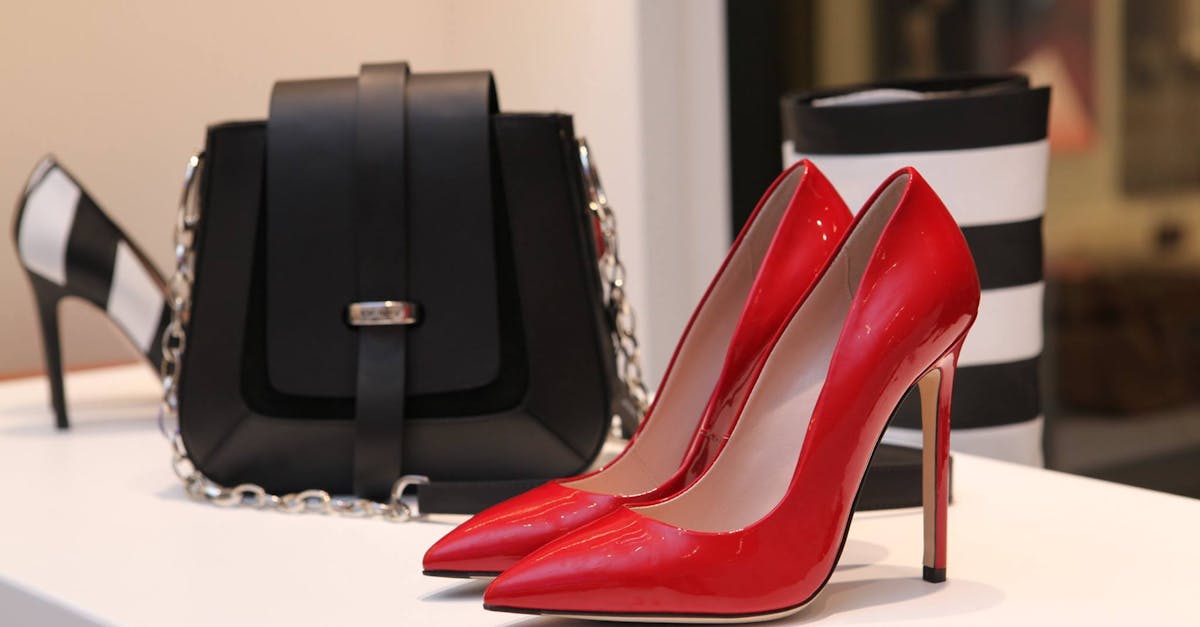 découvrez les dernières tendances de la mode, des conseils de style, et des inspirations pour renouveler votre garde-robe. restez à la pointe de la fashion et exprimez votre personnalité avec élégance.