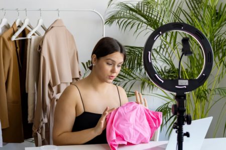 découvrez nos meilleurs conseils de mode pour sublimer votre style au quotidien. astuces, inspirations et tendances pour rester à la pointe de la mode en toute saison !
