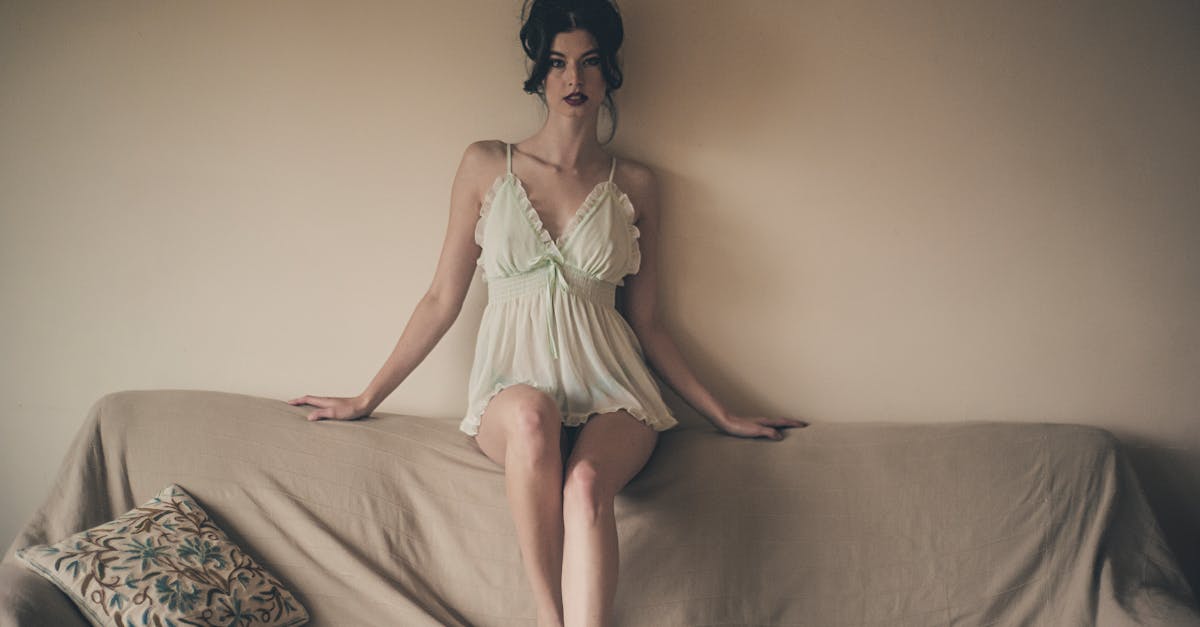 découvrez une large sélection de lingerie raffinée et élégante pour toutes les occasions. profitez de collections tendances, confortables et adaptées à toutes les silhouettes. faites-vous plaisir avec notre lingerie de qualité !